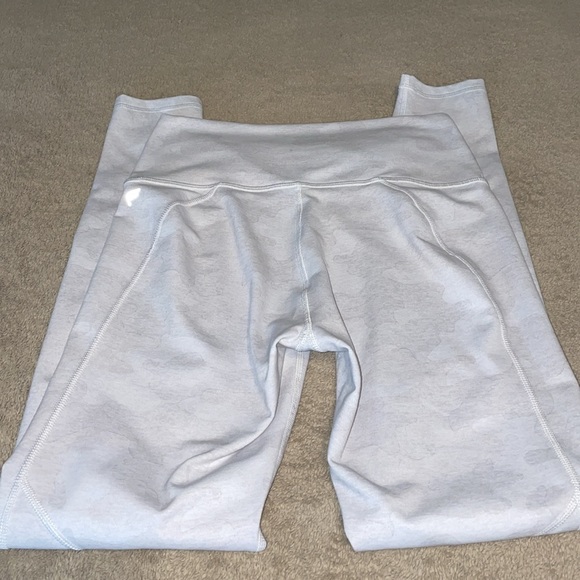 Fabletics define powerhold high-waisted legging - Picture 2 of 9